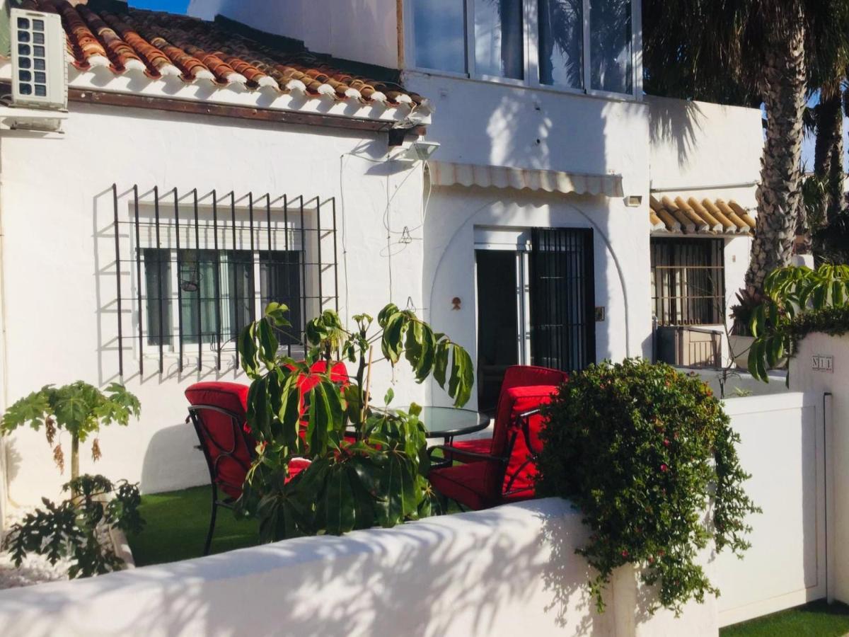 Villa Preciosa Casita Junto Al Mar à Roquetas de Mar Extérieur photo